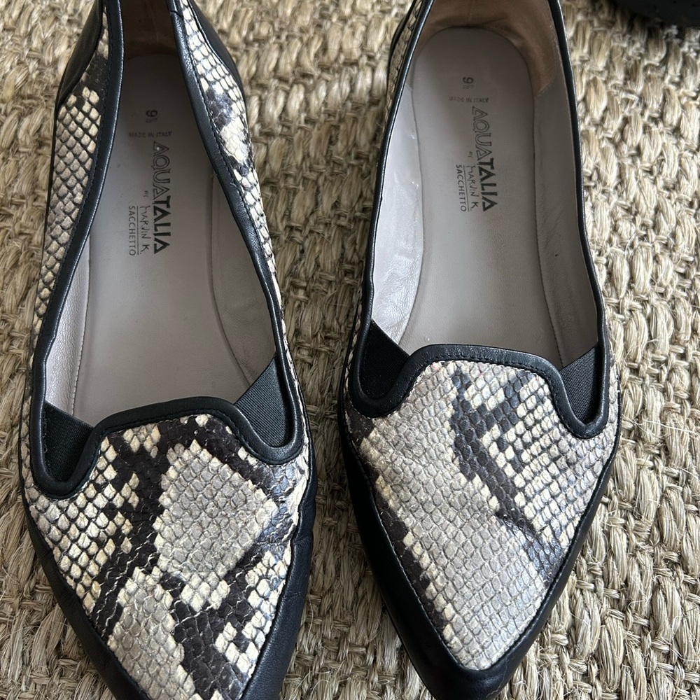 Aquatalia Black and Cream Snakeskin Loafers
